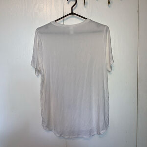 Women's Old Navy White Luxe Short Sleeve Tee Standard L